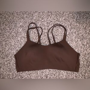 Lululemon like a cloud bra